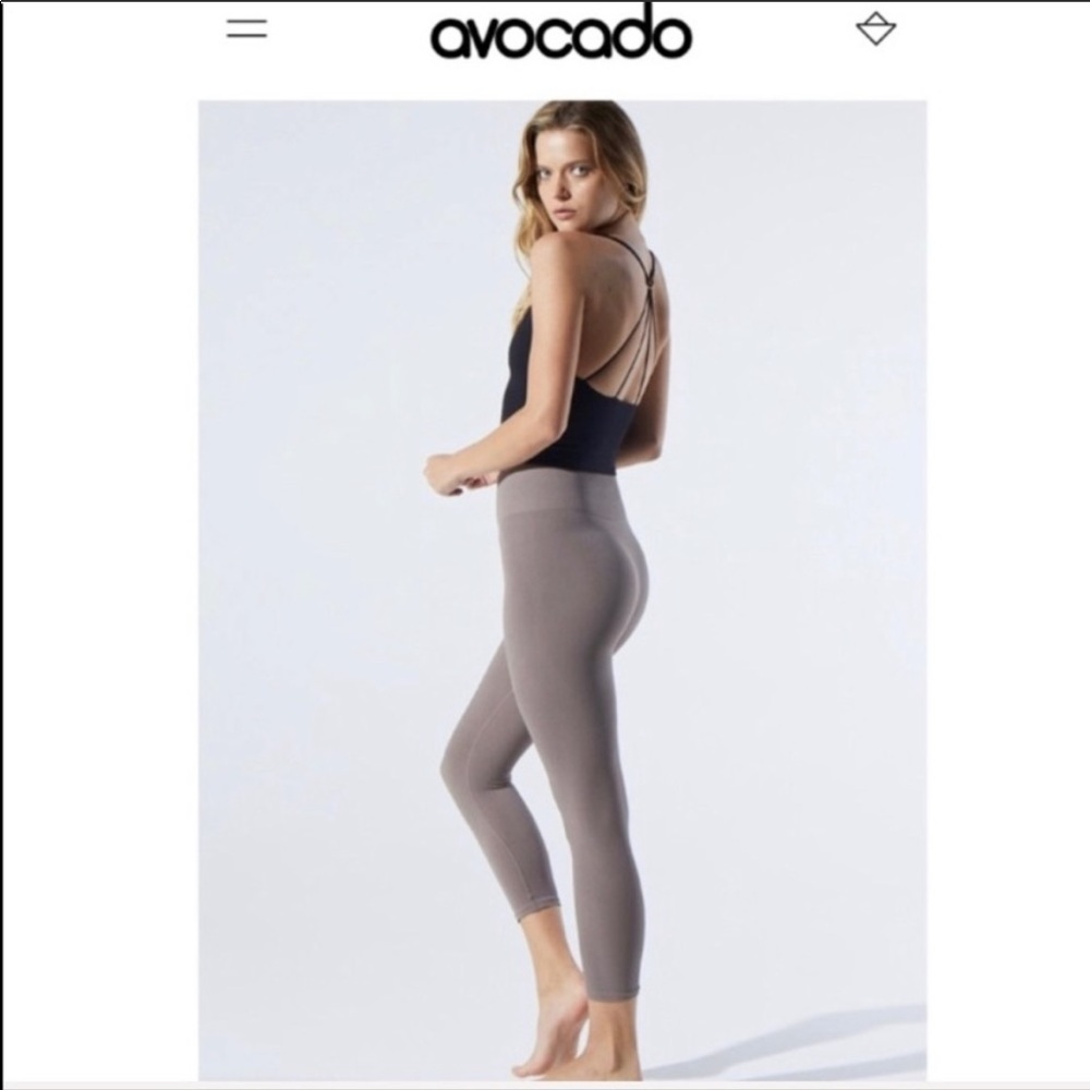 NWT Avocado leggings